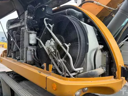 Mobiele graafmachines 2013 Liebherr A918 Compact Litronic (30)