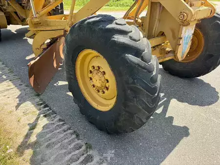 Niveleuse 1998 Caterpillar 140H (13)