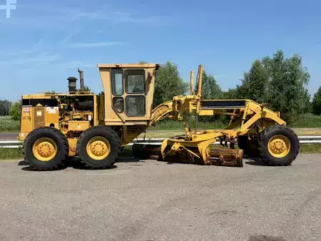 Niveleuse 1998 Caterpillar 140H (6)