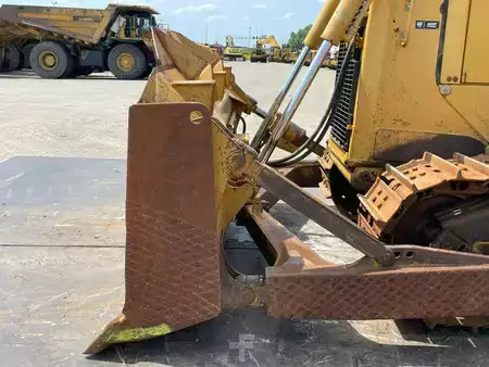 Escavadoras 2011 Caterpillar D6T XL (10)