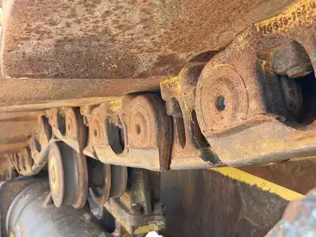 Escavadoras 2011 Caterpillar D6T XL (12)