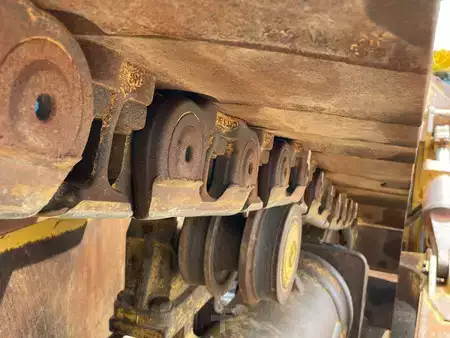 Escavadoras 2011 Caterpillar D6T XL (15)