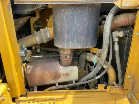 Escavadoras 2011 Caterpillar D6T XL (24)