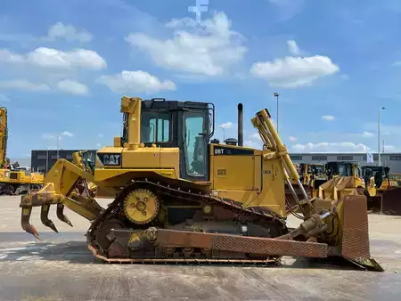 Escavadoras 2011 Caterpillar D6T XL (6)