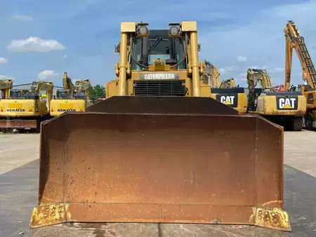 Escavadoras 2011 Caterpillar D6T XL (8)