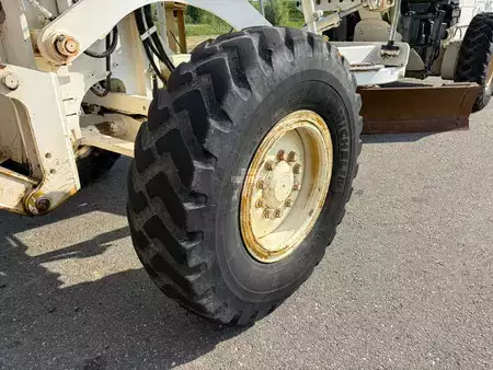 Niveleuse 2012 Caterpillar 120M2 CE - Ripper Available (10)