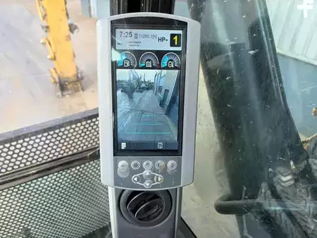 Escavadora de rastos 2015 Caterpillar 320ELRR (22)