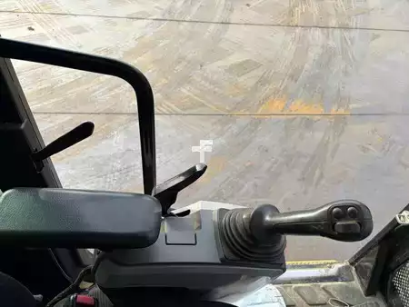 Escavadora de rastos 2015 Caterpillar 320ELRR (26)