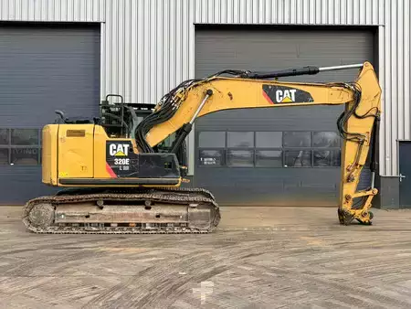 Escavadora de rastos 2015 Caterpillar 320ELRR (6)