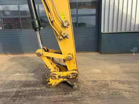 Escavadora de rastos 2015 Caterpillar 320ELRR (9)