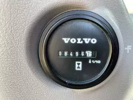 Escavatori gommati 2017 Volvo EWR 150 E (27)