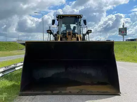 Carregadeira de rodas 2016 Caterpillar 966M (8)