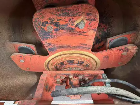 Compactador monocilíndrico 2011 Caterpillar CS74 (12)