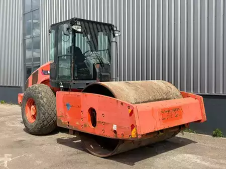 Compactador monocilíndrico 2011 Caterpillar CS74 (7)