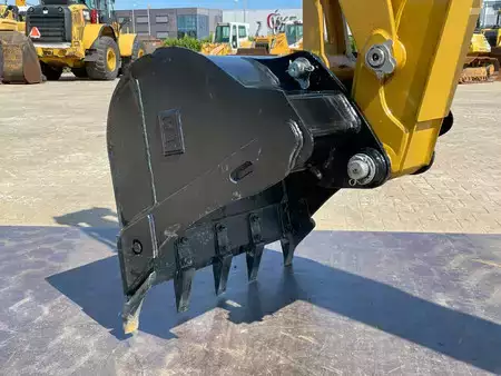 Rigid Backhoe Loader 2025 Caterpillar 424 (28)
