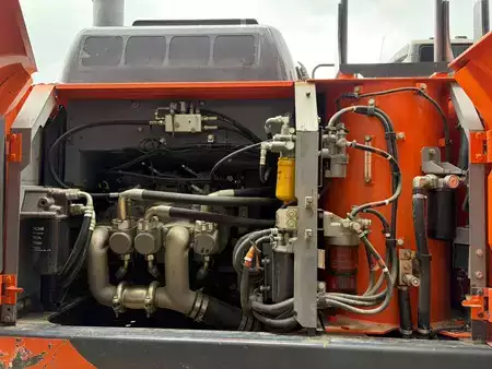 Bæltegraver 2017 Hitachi ZX210LC-6 (27)