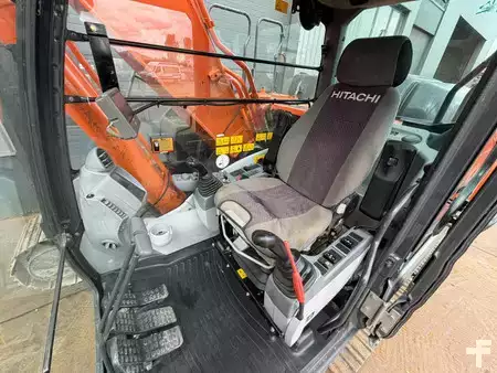 Bæltegraver 2018 Hitachi ZX210LC-6 (21)