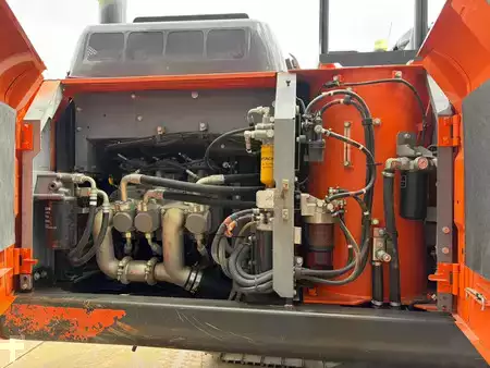 Bæltegraver 2018 Hitachi ZX210LC-6 (29)