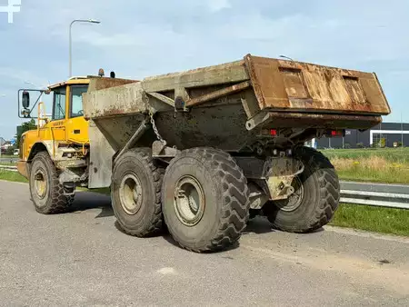 Zalomené klouby-dampry  2006 Volvo A25D (3)