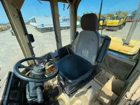 Carregadeira de rodas 1996 Caterpillar 938F (17)