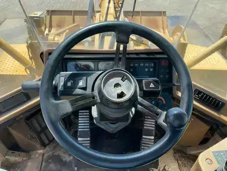 Carregadeira de rodas 1996 Caterpillar 938F (18)