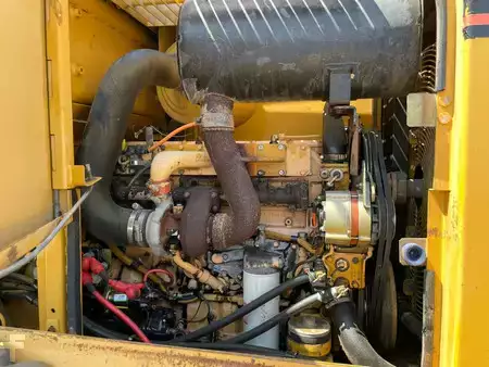 Carregadeira de rodas 1996 Caterpillar 938F (25)