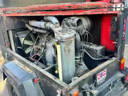 Kompresszor 1999 Atlas Copco 02364 (16)
