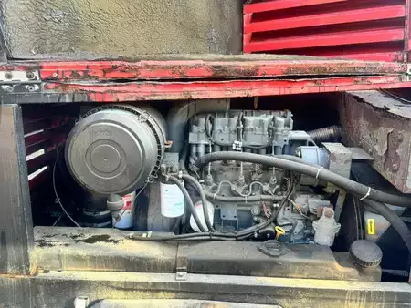 Kompresszor 1999 Atlas Copco 02364 (18)