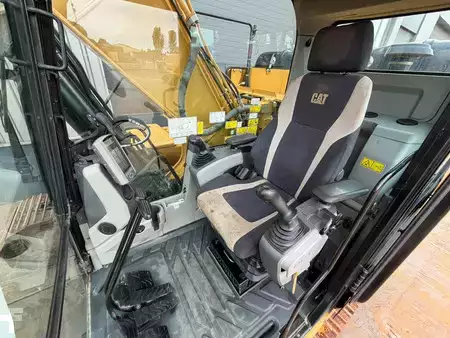 Koparki gąsienicowe 2017 Caterpillar 320FL (20)