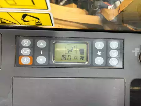 Koparki gąsienicowe 2017 Caterpillar 320FL (25)