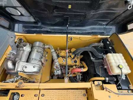 Koparki gąsienicowe 2017 Caterpillar 320FL (30)