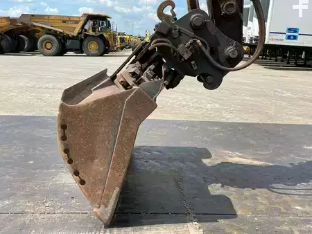 Wheel Excavators 2016 Hitachi ZX170W-5B (9)