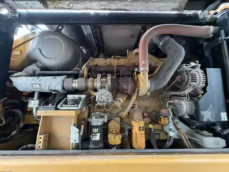 Escavadora de rodas 2015 Caterpillar M318F (28)