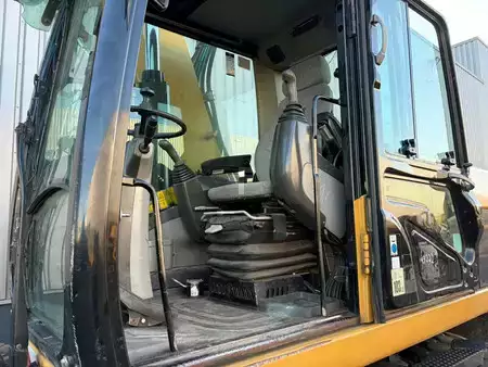 Mobiele graafmachines 2005 Caterpillar M316D (17)