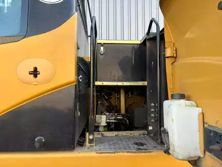 Mobiele graafmachines 2005 Caterpillar M316D (31)