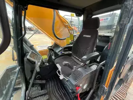 Kettenbagger 2020 Hyundai HX480L (20)
