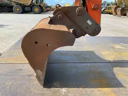 Excavadoras de cadenas 2016 Hitachi ZX210LC-5B (10)