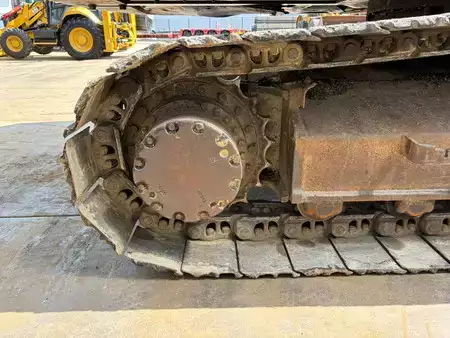 Pelles sur chenilles 2014 Hitachi ZX210LC-5B (15)