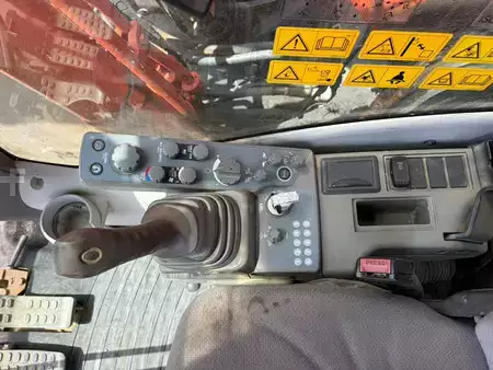 Pelles sur chenilles 2014 Hitachi ZX210LC-5B (23)