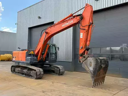 Pelles sur chenilles 2014 Hitachi ZX210LC-5B (7)