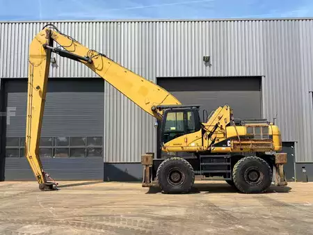 Dźwigi mobilne 2009 Caterpillar M325DMH (1)