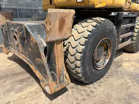 Dźwigi mobilne 2009 Caterpillar M325DMH (16)
