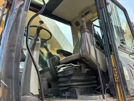 Dźwigi mobilne 2009 Caterpillar M325DMH (21)