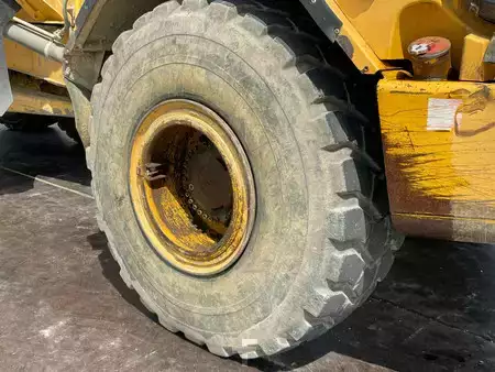 Zalomené klouby-dampry  2006 Volvo A25D (13)