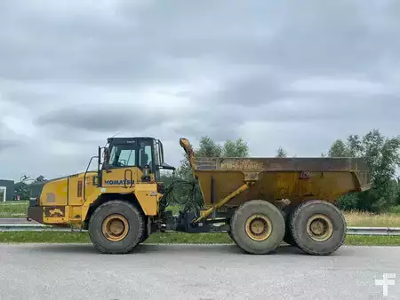 Knickgelenkte Muldenkipper/Dumper 2006 Komatsu HM300 (2)