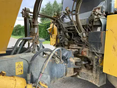 Knickgelenkte Muldenkipper/Dumper 2006 Komatsu HM300 (22)