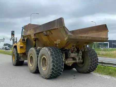 Knickgelenkte Muldenkipper/Dumper 2006 Komatsu HM300 (3)