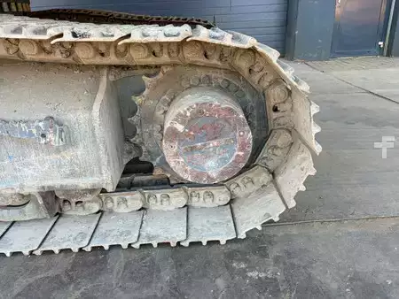 Escavatori cingolati 2019 Liebherr R922LC (12)