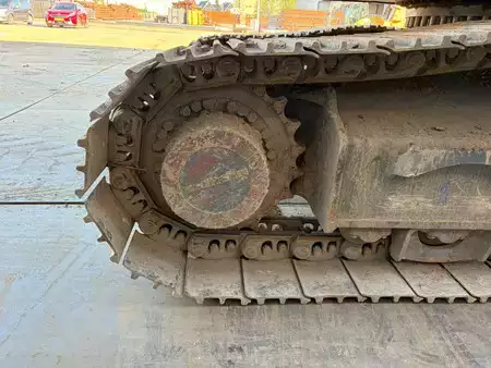 Escavatori cingolati 2019 Liebherr R922LC (15)