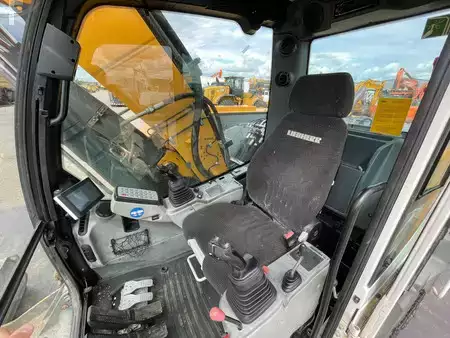 Hydraulic Excavators 2017 Liebherr R914 Compact Litronic (17)